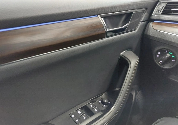 Skoda Superb cena 129900 przebieg: 191385, rok produkcji 2019 z Strzelno małe 704